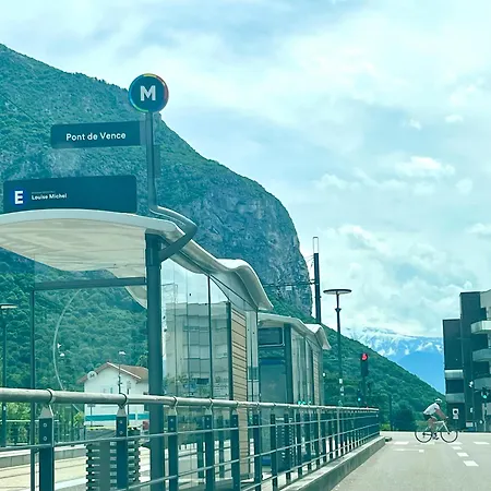 Homestay Au Calme L Jardin I Tram L Grenoble Nord St Egreve *